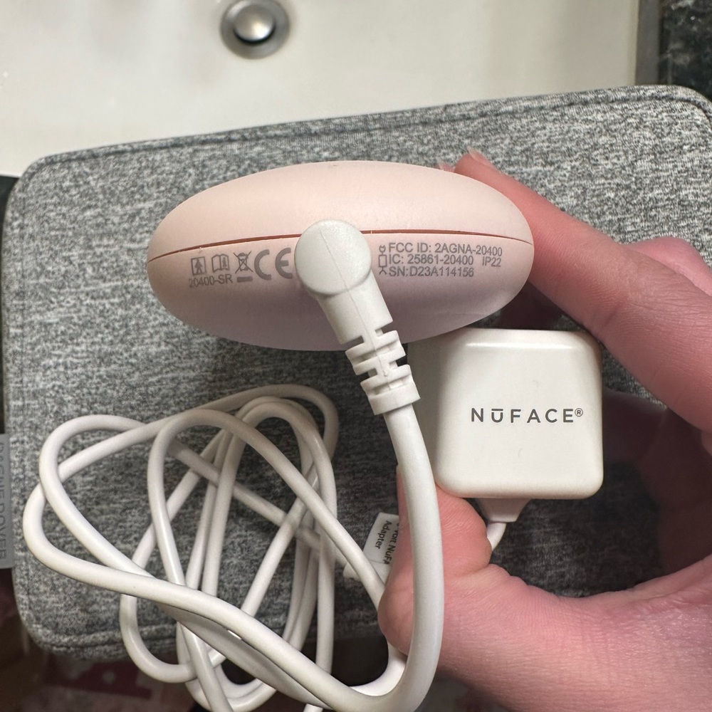 NuFace Mini w/ Charger